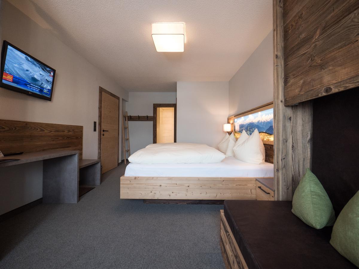 & Mit Hotel 3*
